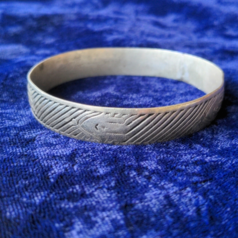 Vintage handmade silver bangle bracelet with Hamsa protecting hand